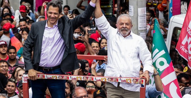 Un nueva encuesta mantiene la ventaja de Lula frente a Bolsonaro