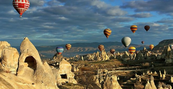 Dues turistes catalanes moren en un accident de globus a Turquia