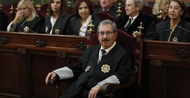 El presidente del CGPJ aborta la estrategia de los conservadores para burlar la reforma legal sobre el TC