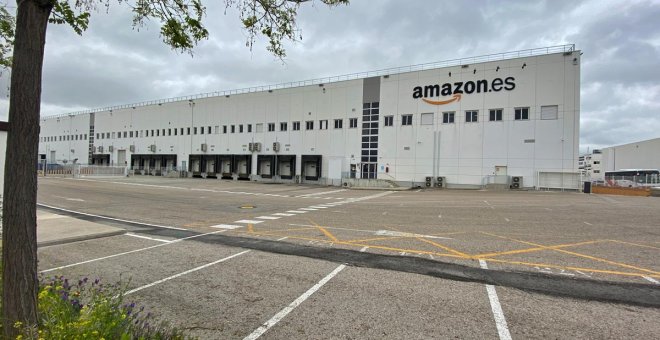 La historia de un error que puede acabar con un material fotográfico único en la trituradora de Amazon