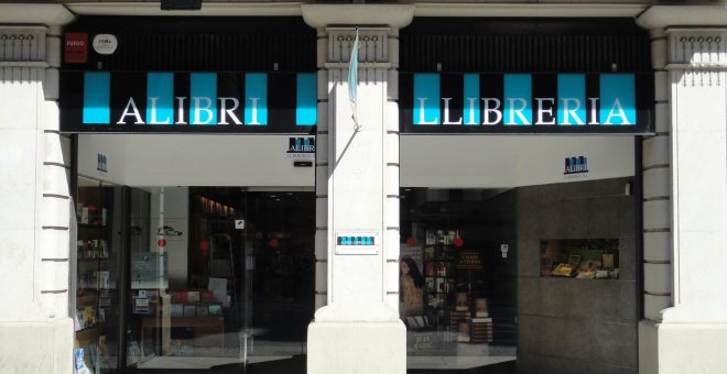 Dues llibreries històriques de Barcelona abaixaran la persiana abans de finals d'any: Alibri i Cómplices