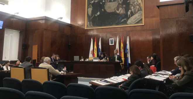 PSOE y PRC piden una comisión extraordinaria para avanzar en la modificación del Reglamento del Pleno