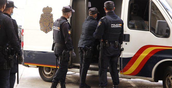 Detenidos dos menores en Palma, uno por violación y otra por difundirlo en directo en redes sociales