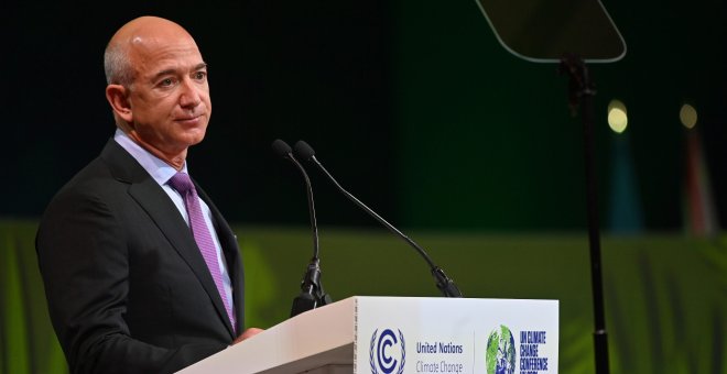 Una trabajadora del hogar denuncia a Jeff Bezos por discriminación racial y pésimas condiciones laborales