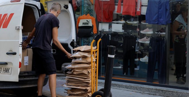 La 'cara b' del reparto a domicilio: los accidentes de tráfico se disparan por la presión de las empresas para las entregas