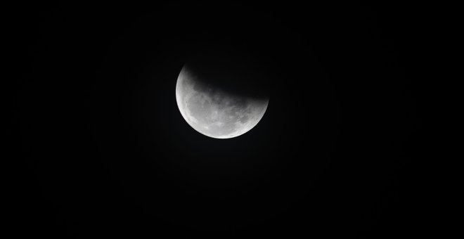 Un eclipse lunar y otro solar tendrán lugar en la primavera que comienza este lunes