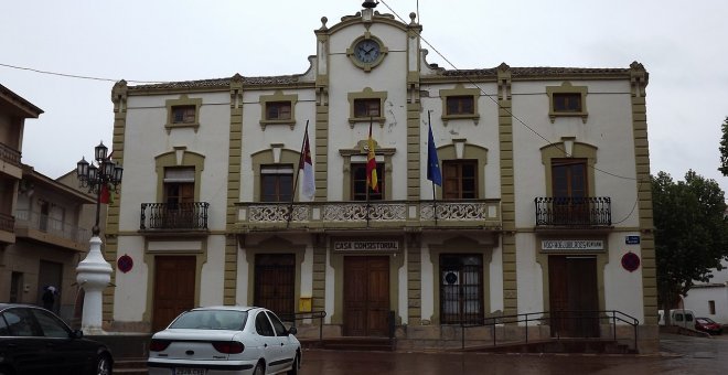 Fuentealbilla, el pueblo de Andrés Iniesta, se levanta en contra de una planta de biogás