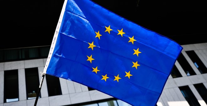 La UE limita los pagos en efectivo a 10.000 euros para frenar la financiación del terrorismo y el blanqueo de capitales