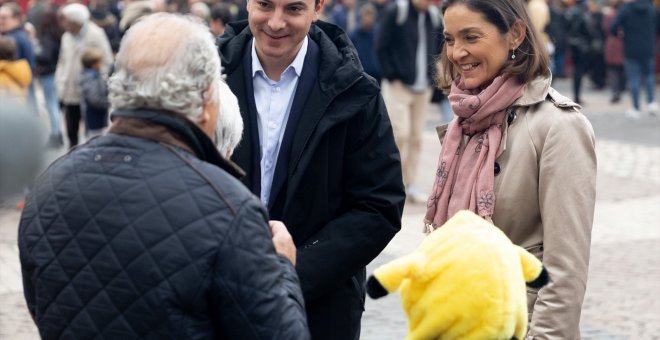 Reyes Maroto hace campaña por Madrid desde el Consejo de Ministros y las calles