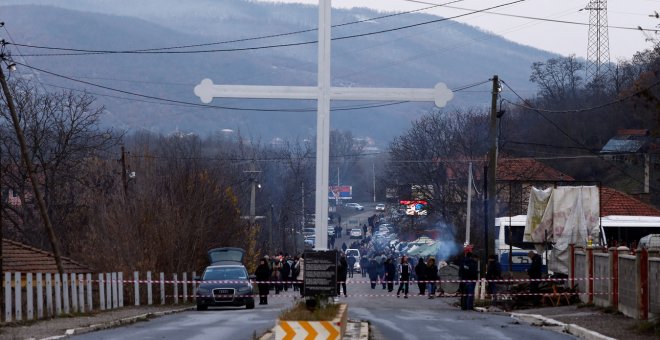 Dominio Público - Movimientos en Kosovo, tomar decisiones