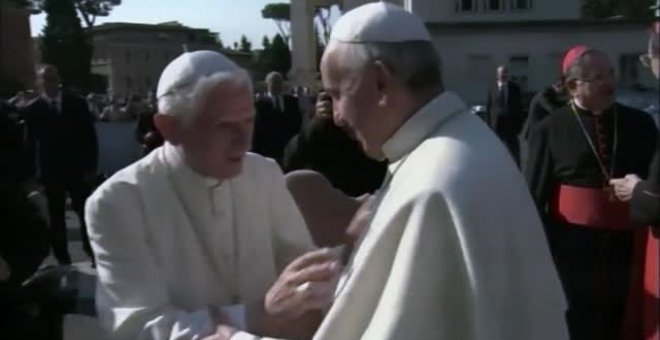 Así fue el pontificado de Benedicto XVI tras ser el primer papa en "jubilarse"