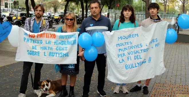 Condemnats a tres anys d'internament els quatre joves acusats de violar un company d'escola amb Asperger