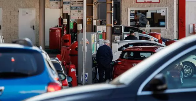 La Eurocámara avala prohibir la venta de coches de gasolina y diésel en el año 2035