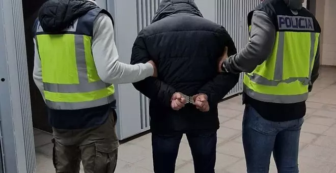 Detingut un home a Reus que gravava situacions íntimes de dones per internet i les extorsionava
