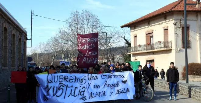 Un centenar de persones reclamen justícia a Sallent després de la mort de l'adolescent