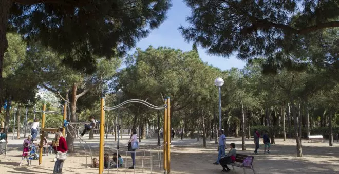 Entitats veïnals de l'Eixample denuncien que les obres de l'L8 amenacen el Parc de Joan Miró