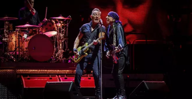 Bruce Springsteen fa tremolar l'Estadi Olímpic de Barcelona amb un concert llegendari
