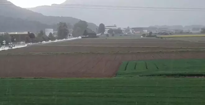 La pluja rega amb força parts del Pirineu, però és anecdòtica a l'àrea metropolitana i no arriba a Ponent