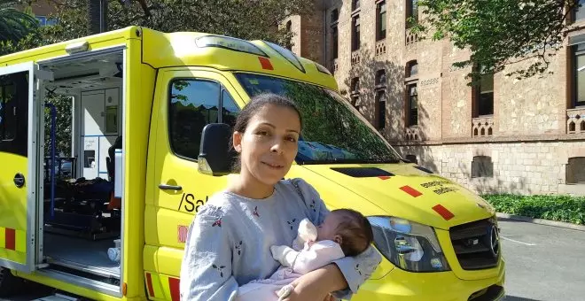 Un traslado con una máquina que sustituye los pulmones le salva la vida a una bebé de un día