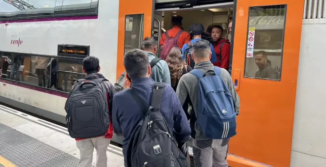 Primer dia feiner amb les línies de Rodalies recuperades després de la incidència a l'estació de Gavà