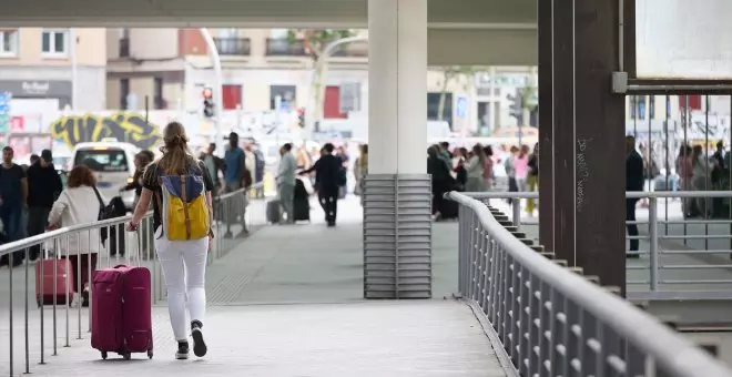 Abierto el plazo para solicitar los descuentos en viajes para jóvenes: cómo pedirlos, fechas y requisitos