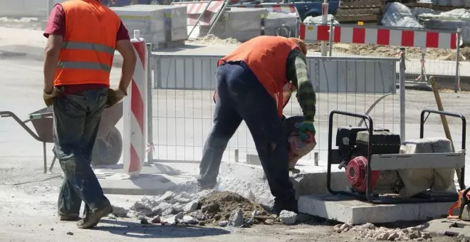 Los salarios suben por encima del 3% por primera vez en 15 años