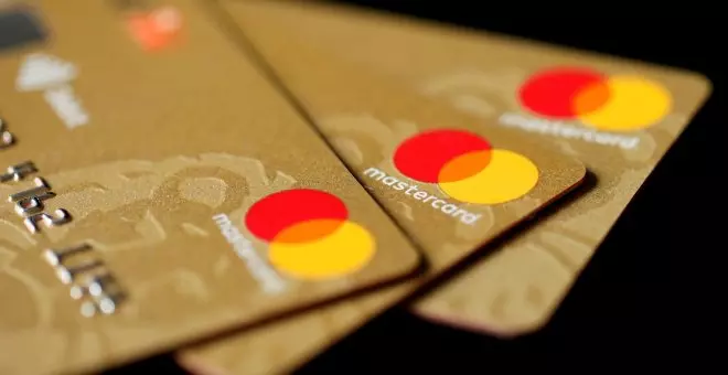 Mastercard inicia un plan mundial para reciclar las tarjetas de crédito