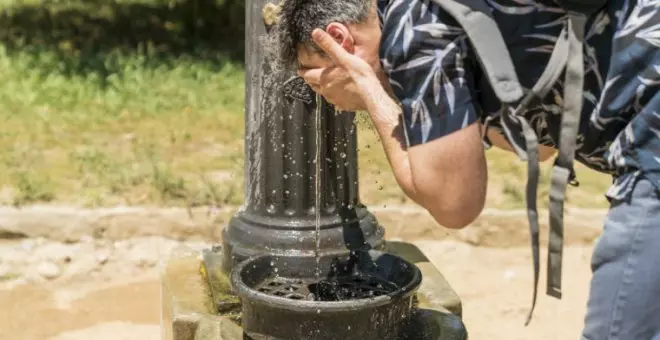 El Ajuntament de Barcelona insta a la población a cuidarse frente al calor extremo