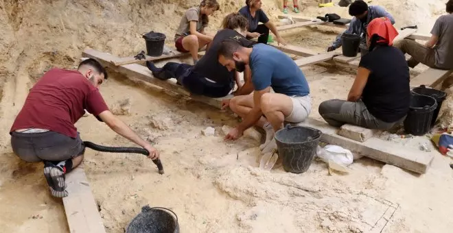 Els reptes de la nova campanya d'excavacions de l'Abric Romaní