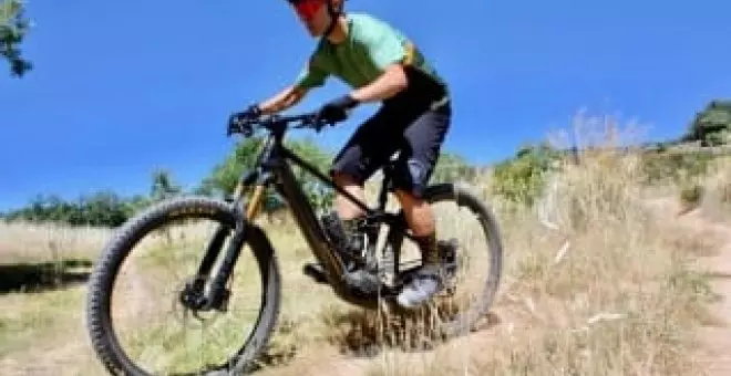 Probamos la Orbea Wild M-Team, la 'máquina' de las bicicletas eléctricas de montaña para Enduro