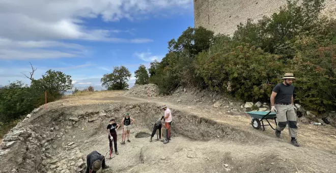 Troben a tocar del Castell de Mur restes d'un poblat anterior a la fortificació del segle XI