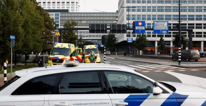 Un hombre mata a dos personas y hiere gravemente a otra en dos tiroteos en Róterdam