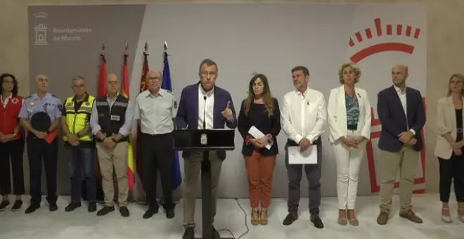 El alcalde de Murcia afirma que "todo se va a aclarar, caiga quien caiga"