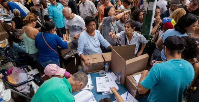 Las papeletas para votar al abanderado del antichavismo se agotan en Venezuela