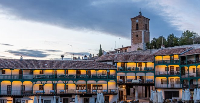 Este pueblo de Madrid tiene la plaza medieval más bonita de España