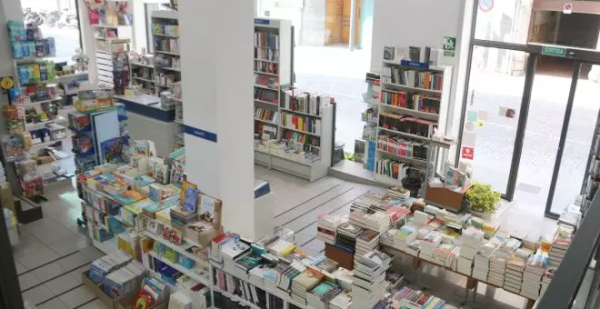 Una vintena d'editorials catalanes demanden Àgora per la crisi de distribució de llibres
