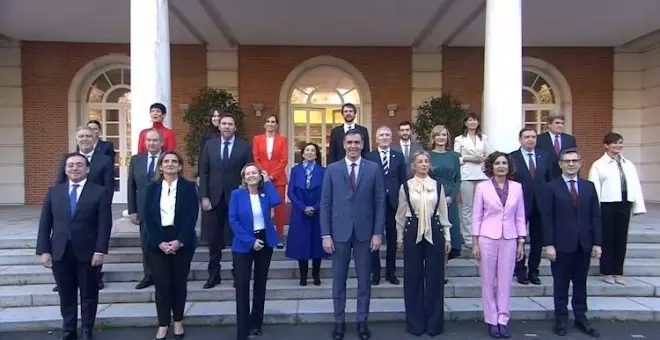 Así ha sido la primera foto de familia del nuevo Gobierno