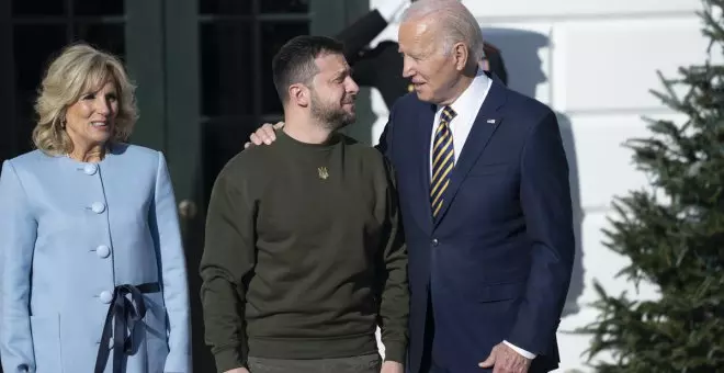 Biden invita a Zelenski a la Casa Blanca en plena crisis interna por la ayuda a Ucrania