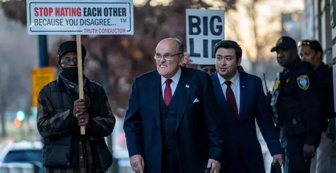 Condenan a Giuliani a pagar 148 millones de dólares por difamar a dos trabajadoras electorales de Georgia
