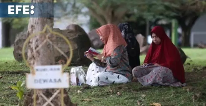 Indonesia recuerda a las miles de víctimas del tsunami de 2004