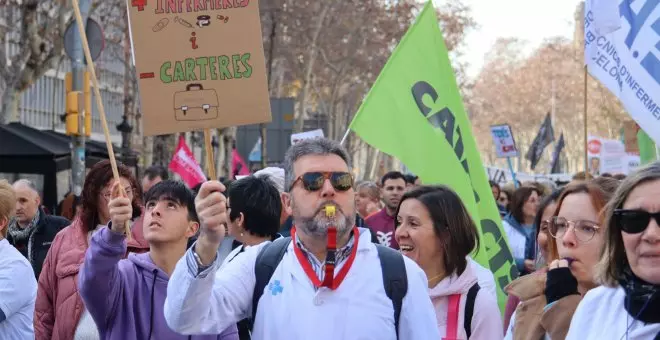 Una nova manifestació dels sanitaris reuneix un miler de persones contra el conveni de l'ICS