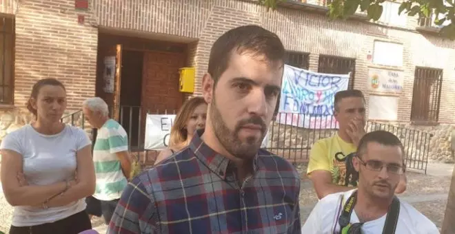 Dimite el alcalde de un pueblo de Guadalajara que insultó a una trabajadora: "Eres retrasada mental"