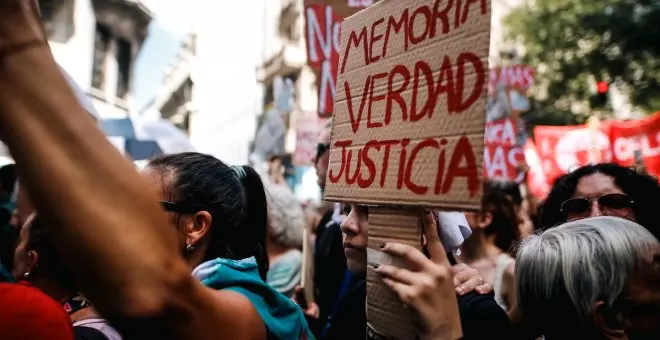 El Gobierno de Milei niega los 30.000 desaparecidos en la dictadura militar de Argentina