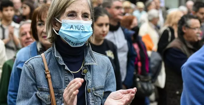 Una manifestación va hasta la sede del PP para pedir la dimisión de Díaz Ayuso