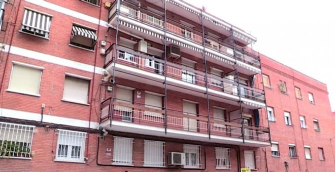 "Expediente amianto": los vecinos exigen la retirada de este material de miles de viviendas de Madrid