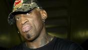 Arrestan al ex jugador de la NBA Dennis Rodman por supuesta violencia doméstica