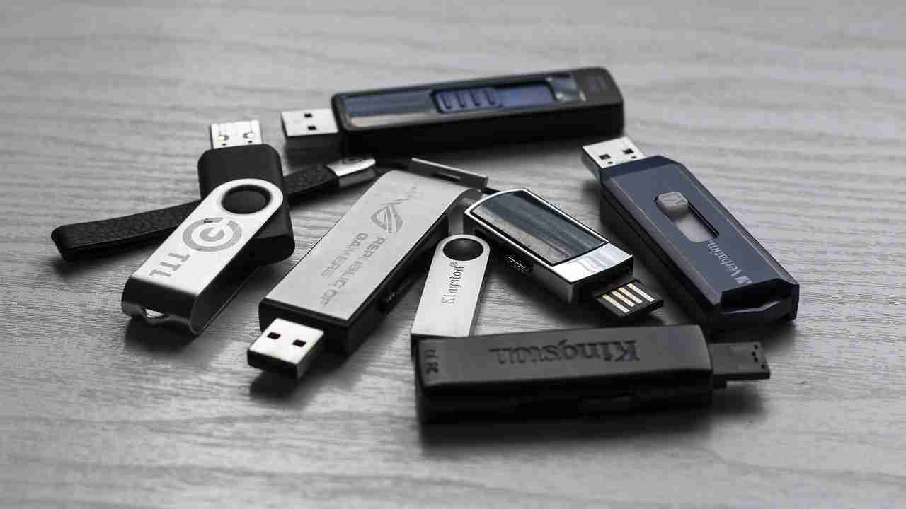ecuación Armonioso partido Republicano Los riesgos de guardar archivos importantes en memorias USB