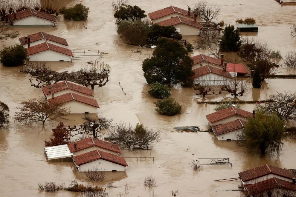 10/12/21. Vista aérea de las inundaciones ocasionadas por el desbordamiento río Arga a su paso por Huarte (Navarra)