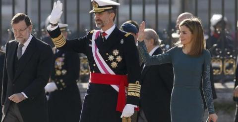 Felipe VI, que preside por vez primera, acompañado de doña Letizia, la celebración de la Pascua Militar.- EFE