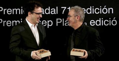 José C. Vales y Andreu Carranza (derecha), ganadores del Nadal y del Pla. EFE
